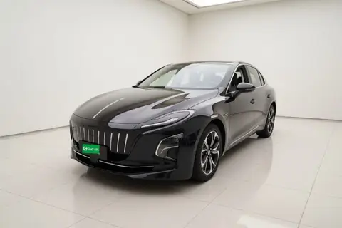 Hongqi E-QM5 2024