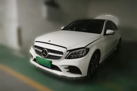 Mercedes-Benz C-Class 2021
