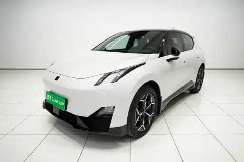 Lynk & Co Z20 2025