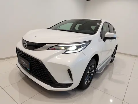 Toyota Granvia 2024