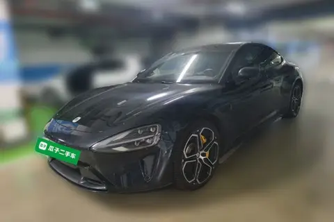 Xiaomi SU7 2025