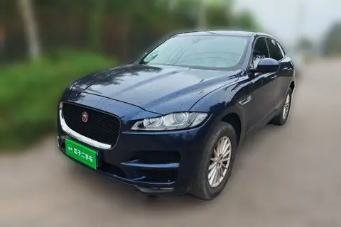Jaguar F-PACE 2017