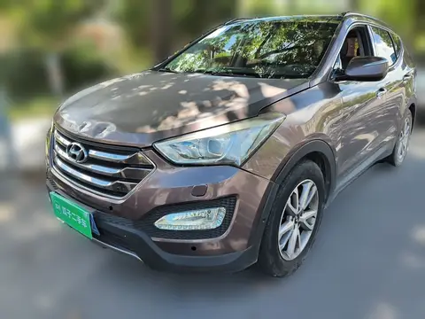 Hyundai Santa Fe 2014