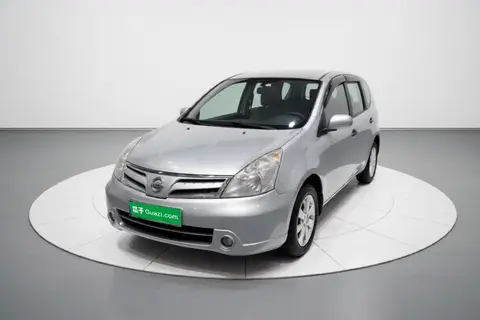 Nissan Livina 2011
