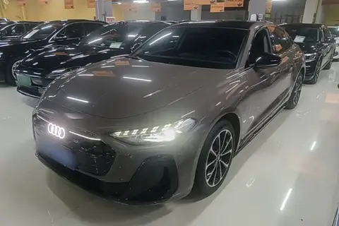 Audi A5L 2025