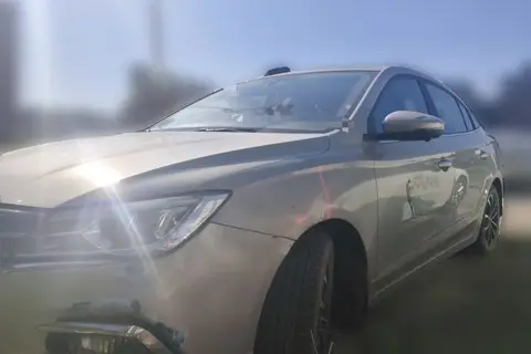 Roewe i5 2020