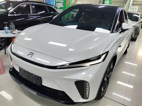 Rising Auto R7 2022