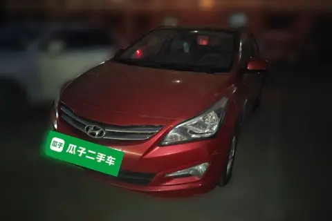Hyundai Reina 2015