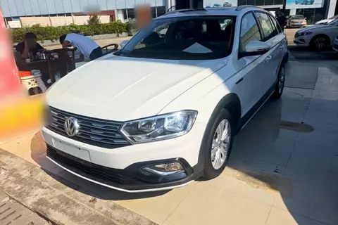 Volkswagen C-TREK 2017