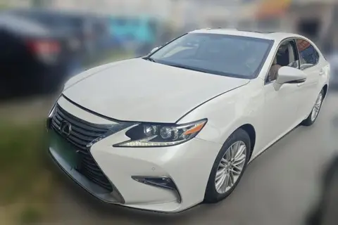 Lexus ES 2015