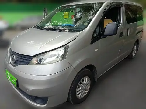 Nissan NV200 2013