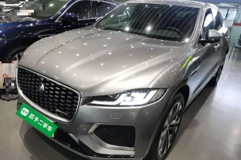 Jaguar F-PACE 2020