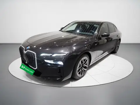 BMW i7 2023