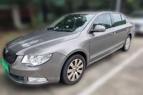 Skoda Superb 2012