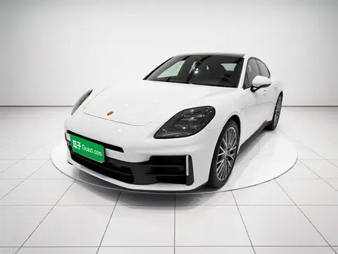 Porsche Panamera 2024