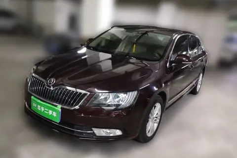 Skoda Superb 2014