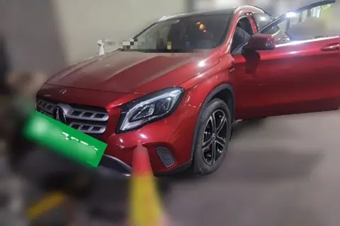 Mercedes-Benz GLA 2018
