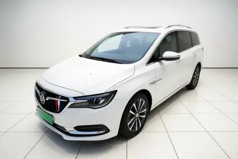 Buick GL6 2019