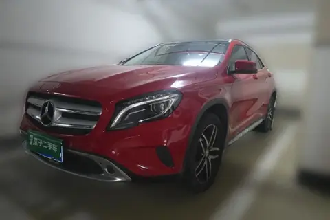 Mercedes-Benz GLA 2016