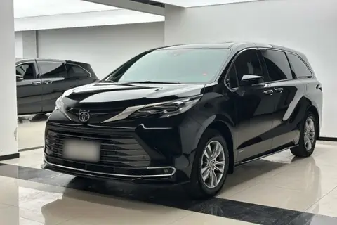 Toyota SIENNA 2024