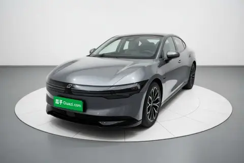 ZEEKR 007 2024