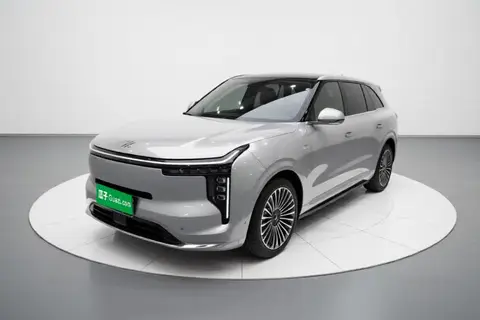 IM Motors LS9 2025