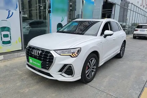 Audi Q3 2021
