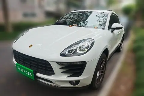 Porsche Macan 2015