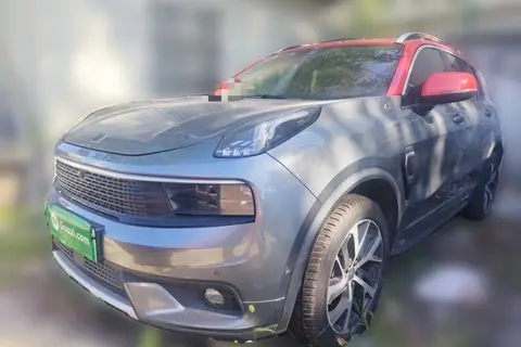 Lynk & Co 01 EM-P 2019