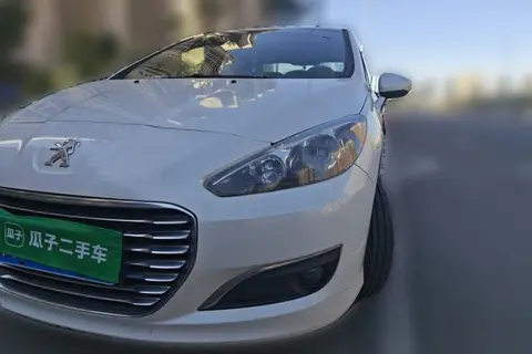 Peugeot 308 2015