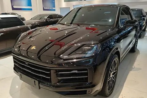 Porsche Cayenne 2023