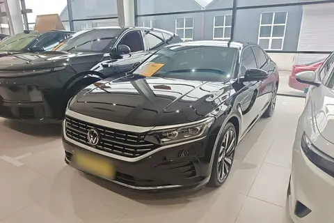 Volkswagen Passat 2022