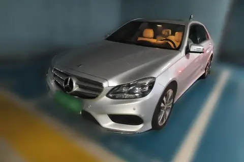 Mercedes-Benz E-Class 2015