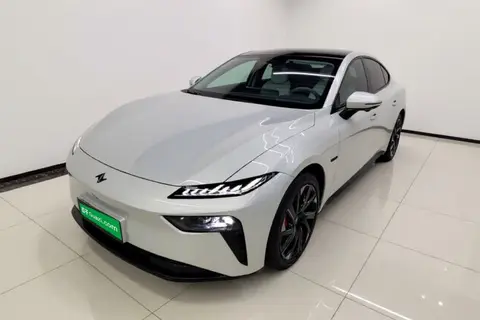 Dongfeng eπ007 2024