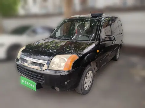 Foton Midi 2013