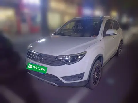 FAW Senya R7 2016