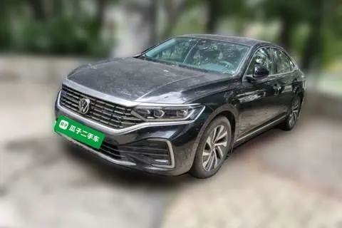 Volkswagen Passat 2022