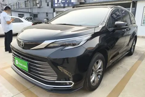 Toyota SIENNA 2024