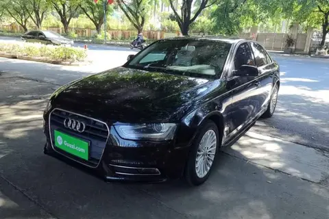 Audi A4L 2015