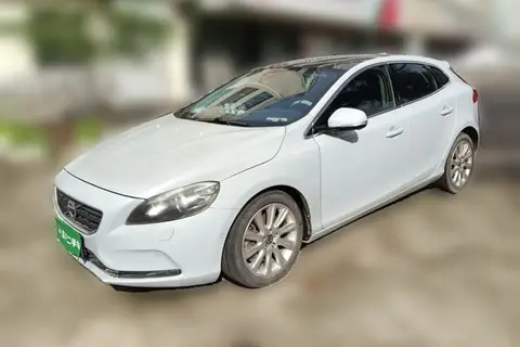 Volvo V40 2013
