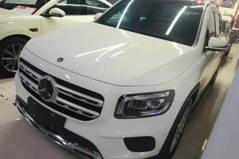 Mercedes-Benz GLB 2023