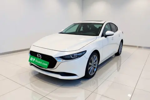 Mazda 3 Axela 2024
