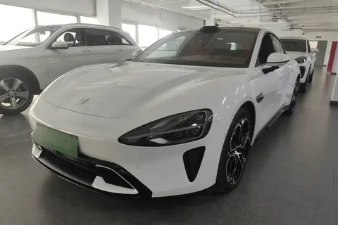 Xiaomi SU7 2025