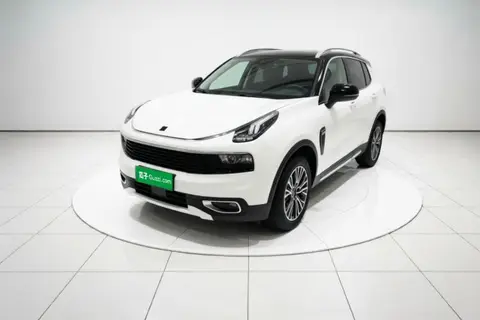Lynk & Co 01 2017