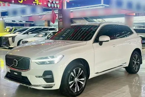Volvo XC60 2022