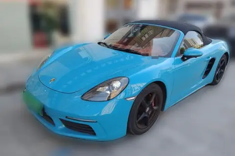 Porsche 718 2016