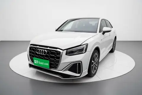 Audi Q2L 2022
