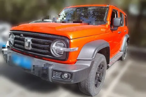 TANK 300 2023
