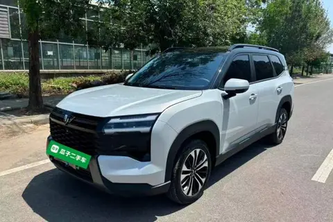 Wuling Xingguang 560 2025