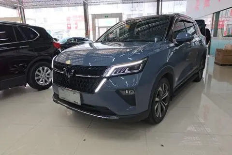 Wuling Asta 2021